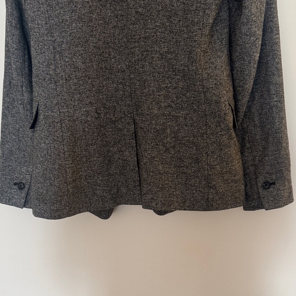 Woman’s Gray Blazer - Picture 7 of 7